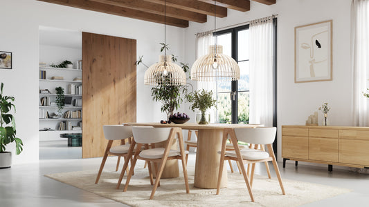 Zeitlose Eleganz: Pendelleuchte aus Holz als Blickfang