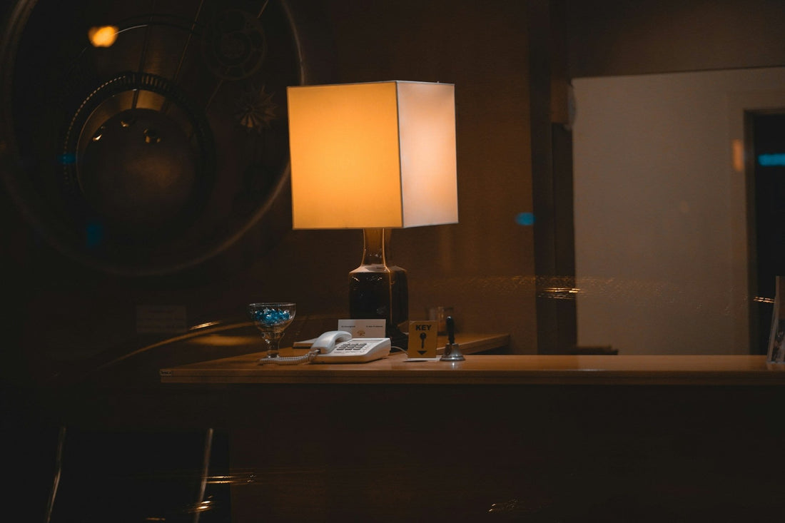 Schalten Sie auf Komfort: Nachttischlampe mit Schalter für jeden Bedarf - Leuchtnatur