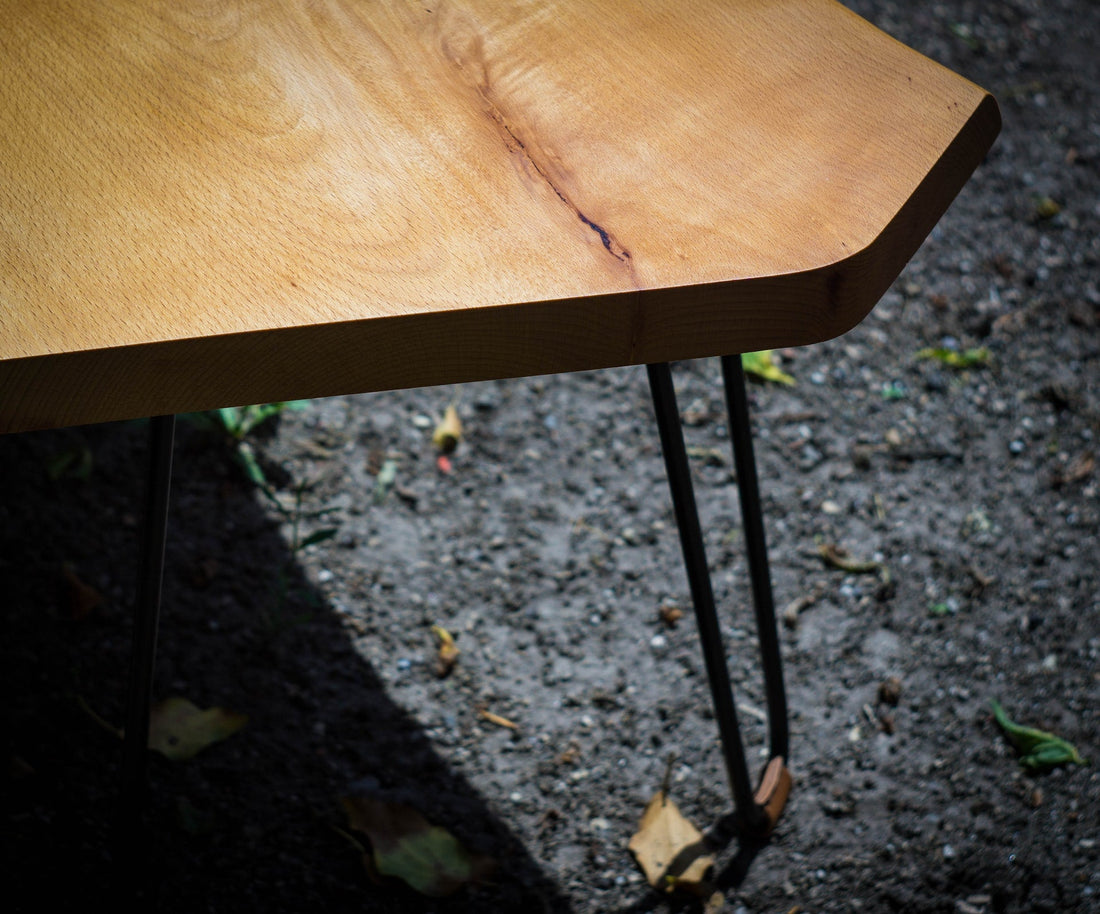 Tische aus Holzscheiben - Leuchtnatur