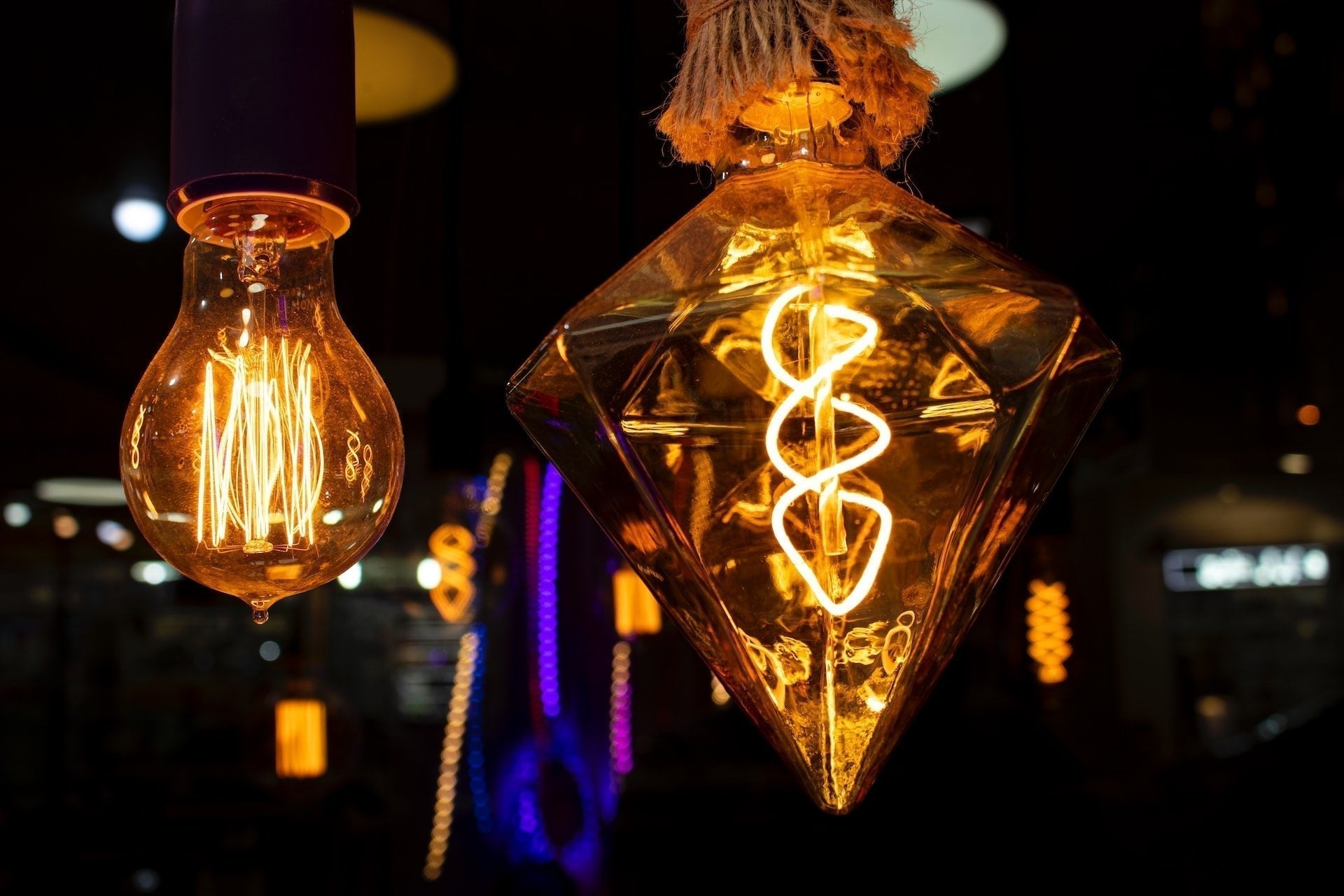 Wofür steht das E bei Glühbirnen? - Leuchtnatur