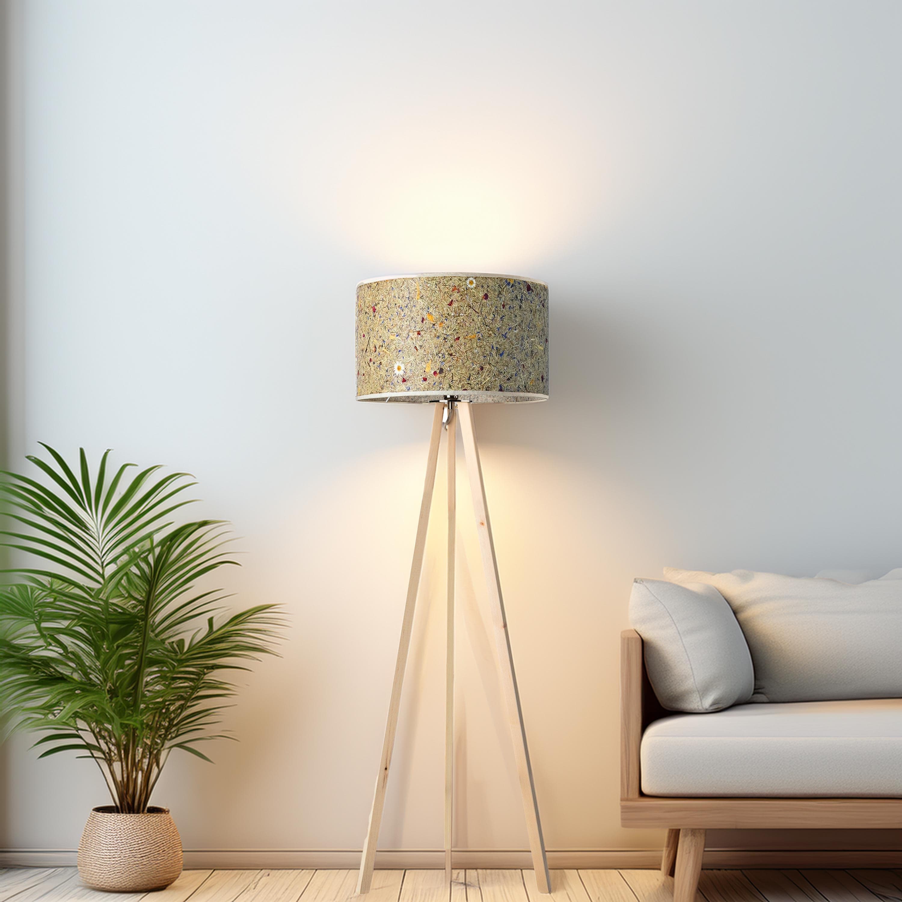 LeuchtNatur Dreibeinstehleuchte Ligno Stehlampe Almwiese