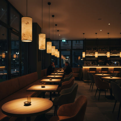 LeuchtNatur Hängeleuchte Holzfurnier Pendelleuchte Nux von LeuchtNatur | handgemacht in Pappel Maser