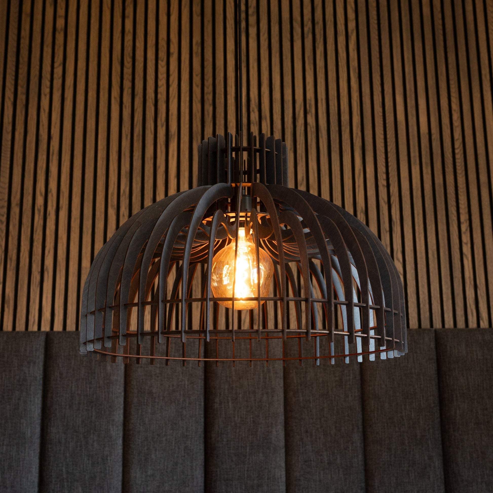 Leuchtnatur Schwarz Holz Hängelampe Modell Bella