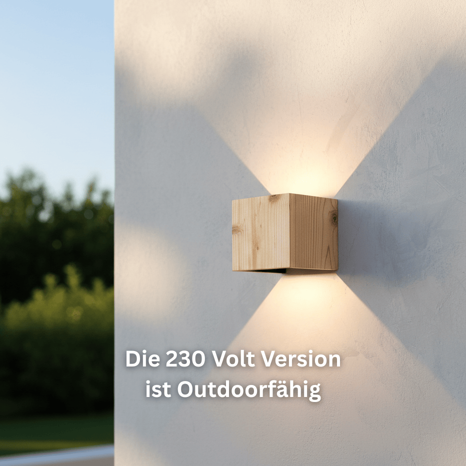 LeuchtNatur Wandleuchte Cubus Holz Wandlampe von LeuchtNatur | handgemacht in Zirbe