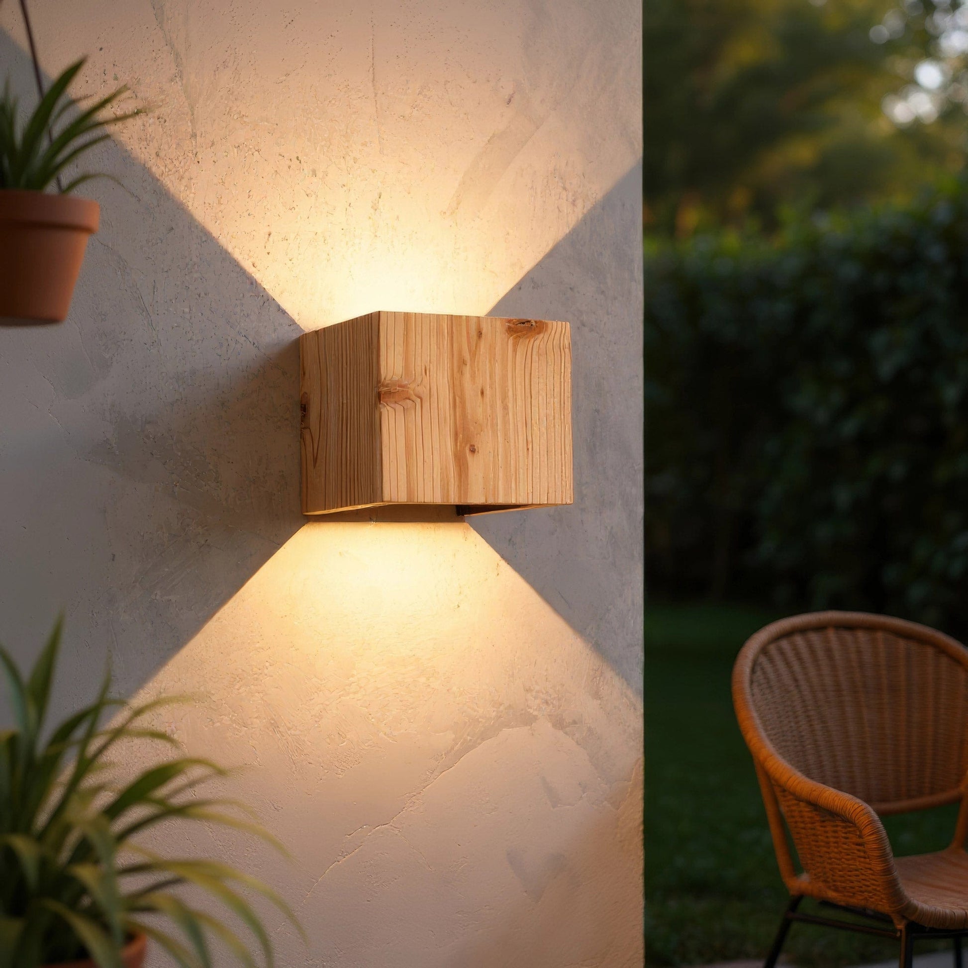 LeuchtNatur Wandleuchte Cubus Wandleuchte Altholz Fichte