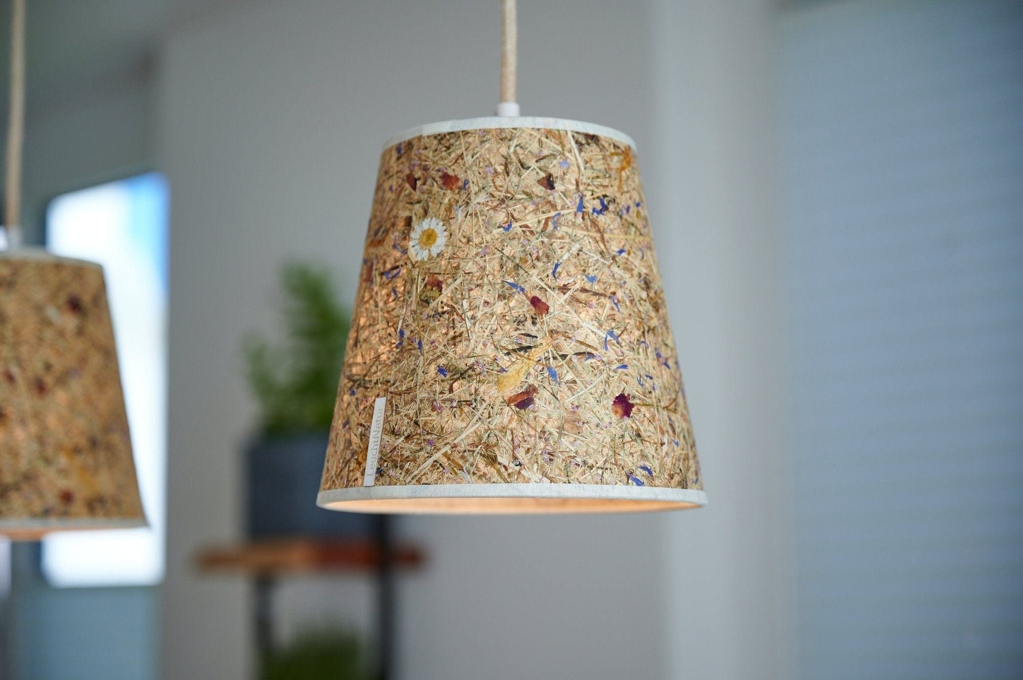 Leuchtnatur Konus Pendellampe Almwiese